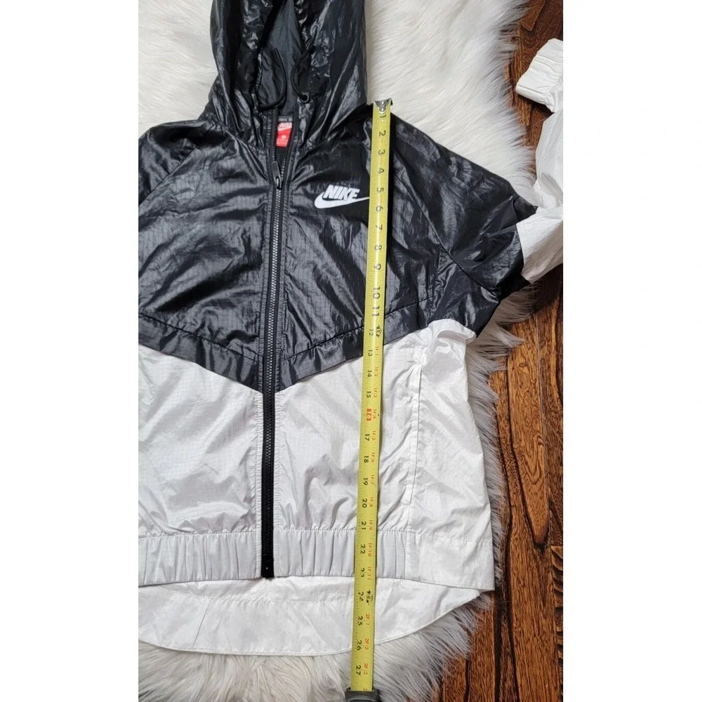 Nike Sportswear Windrunner Windbreaker Hooded Jacket Women's Size Medium